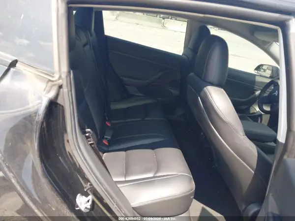 5YJ3E1EA6MF857596 2021 TESLA MODEL 3 - Image 8