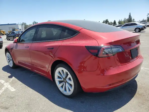 5YJ3E1EA6MF859185 2021 TESLA MODEL 3 - Image 2
