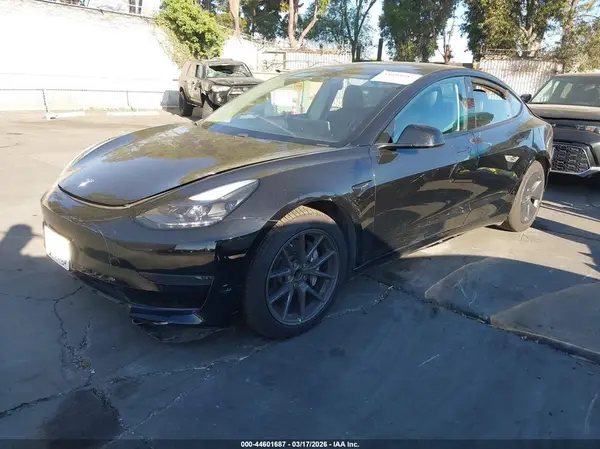5YJ3E1EA6MF871269 2021 TESLA MODEL 3 - Image 2