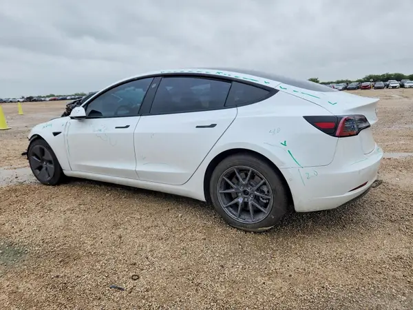 5YJ3E1EA6MF871479 2021 TESLA MODEL 3 - Image 2
