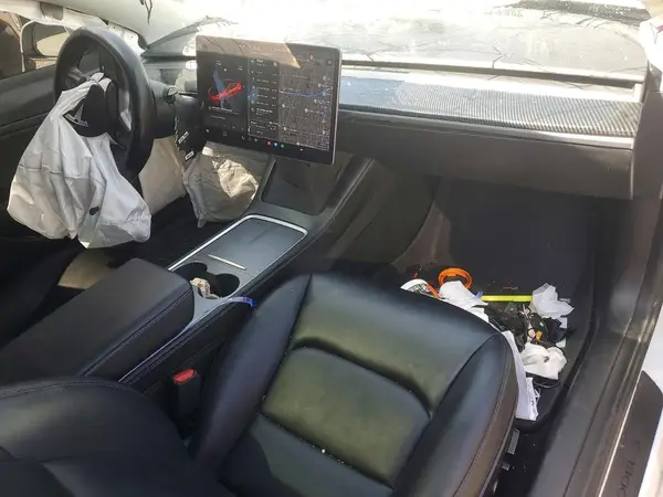 5YJ3E1EA6MF873572 2021 TESLA MODEL 3 - Image 8