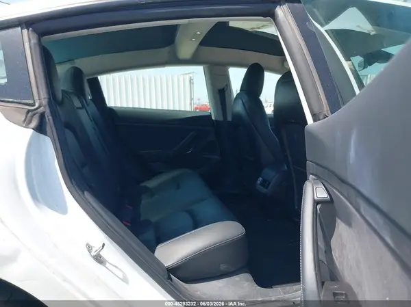 5YJ3E1EA6MF874494 2021 TESLA MODEL 3 - Image 8