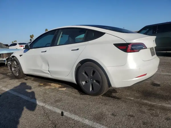 5YJ3E1EA6MF877024 2021 TESLA MODEL 3 - Image 2