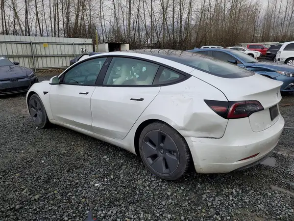 5YJ3E1EA6MF908644 2021 TESLA MODEL 3 - Image 2