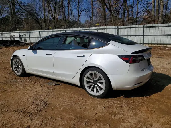 5YJ3E1EA6MF908806 2021 TESLA MODEL 3 - Image 2