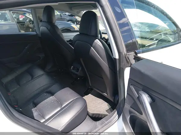 5YJ3E1EA6MF913276 2021 TESLA MODEL 3 - Image 8