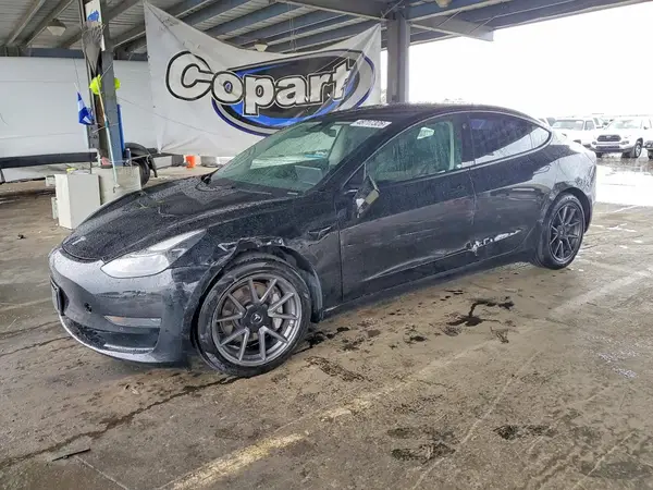 5YJ3E1EA6MF915111 2021 TESLA MODEL 3 - Image 1