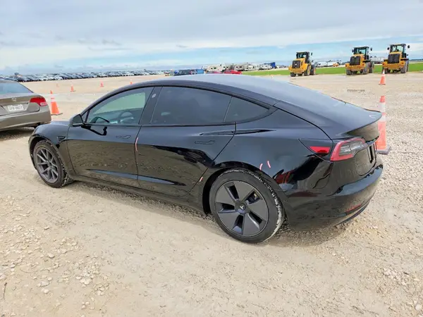 5YJ3E1EA6MF921619 2021 TESLA MODEL 3 - Image 2
