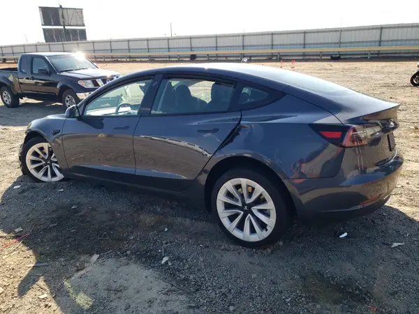 5YJ3E1EA6MF922186 2021 TESLA MODEL 3 - Image 2