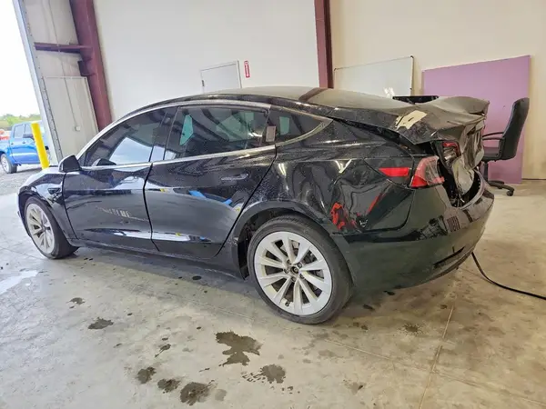 5YJ3E1EA6MF927503 2021 TESLA MODEL 3 - Image 2