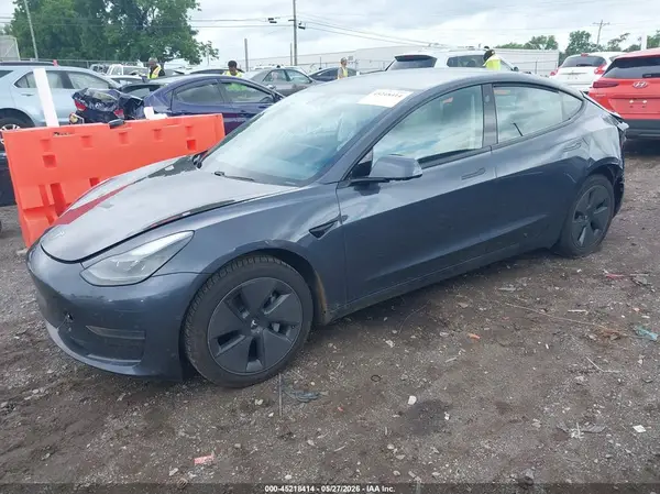 5YJ3E1EA6MF940056 2021 TESLA MODEL 3 - Image 2