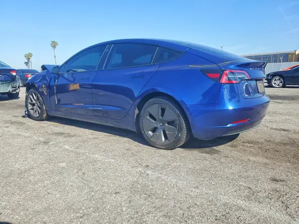 5YJ3E1EA6MF940168 2021 TESLA MODEL 3 - Image 2