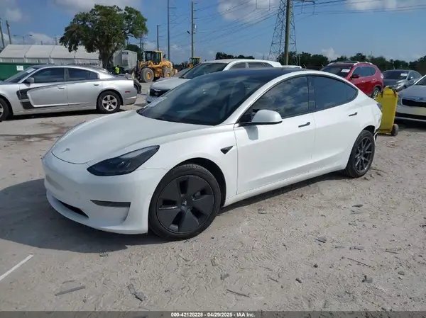 5YJ3E1EA6MF973154 2021 TESLA MODEL 3 - Image 2
