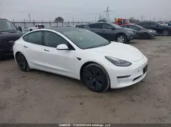 5YJ3E1EA6MF976538 2021 TESLA MODEL 3