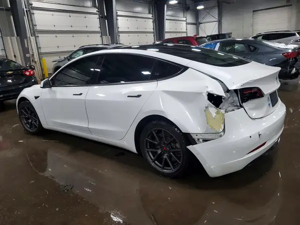 5YJ3E1EA6MF981917 2021 TESLA MODEL 3 - Image 2