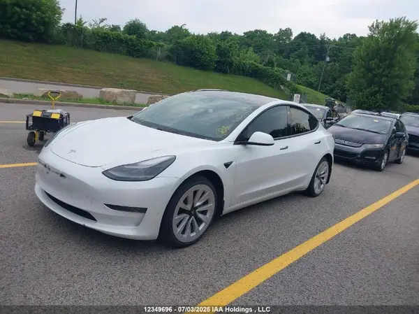 5YJ3E1EA6MF982386 2021 TESLA MODEL 3 - Image 2