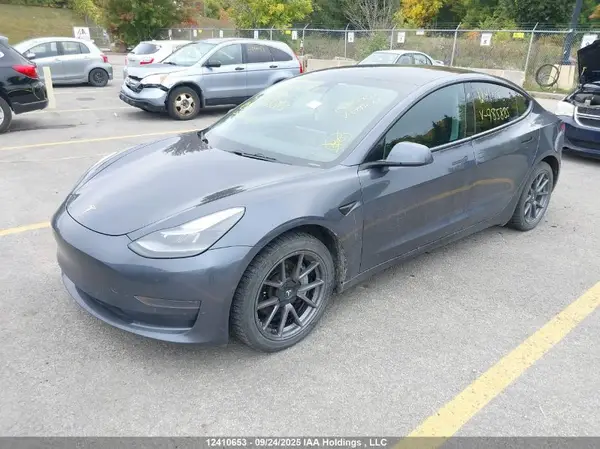 5YJ3E1EA6MF985885 2021 TESLA MODEL 3 - Image 2