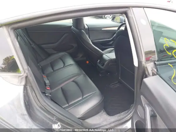 5YJ3E1EA6MF985885 2021 TESLA MODEL 3 - Image 8