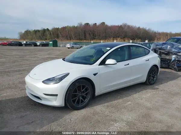 5YJ3E1EA6MF986776 2021 TESLA MODEL 3 - Image 2