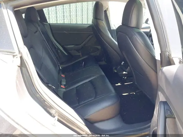 5YJ3E1EA6MF994702 2021 TESLA MODEL 3 - Image 8