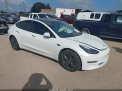 5YJ3E1EA6NF101431 2022 TESLA MODEL 3