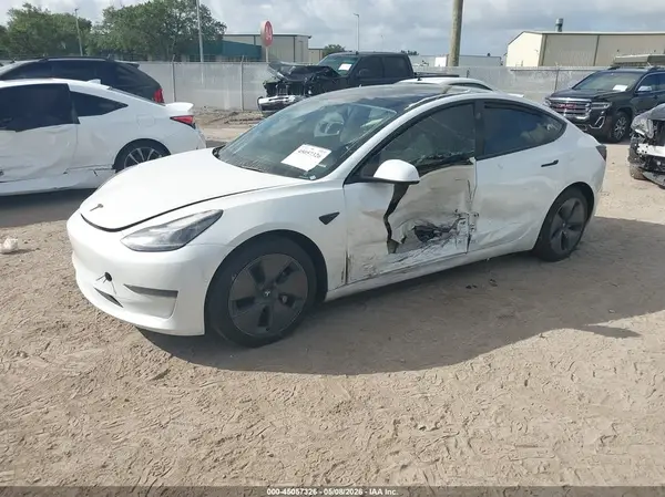 5YJ3E1EA6NF101431 2022 TESLA MODEL 3 - Image 2