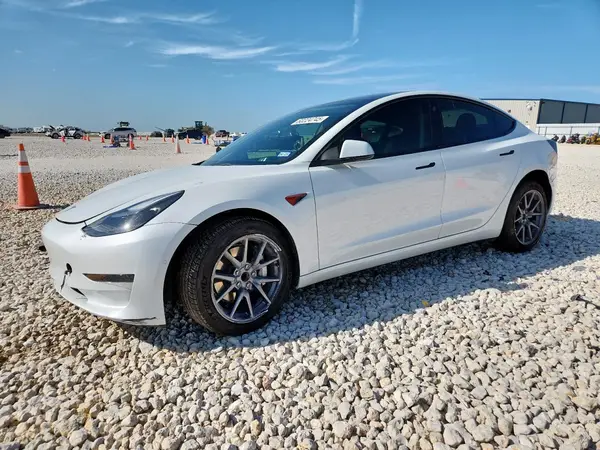5YJ3E1EA6NF101509 2022 TESLA MODEL 3 - Image 1