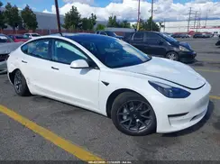5YJ3E1EA6NF101672 2022 TESLA MODEL 3