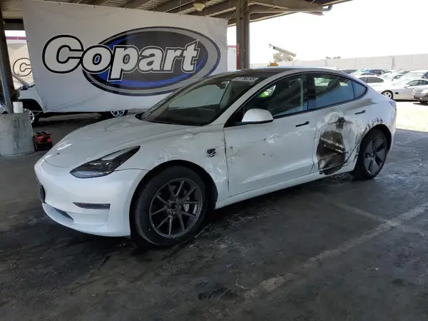 5YJ3E1EA6NF107360 2022 TESLA MODEL 3 - Image 1