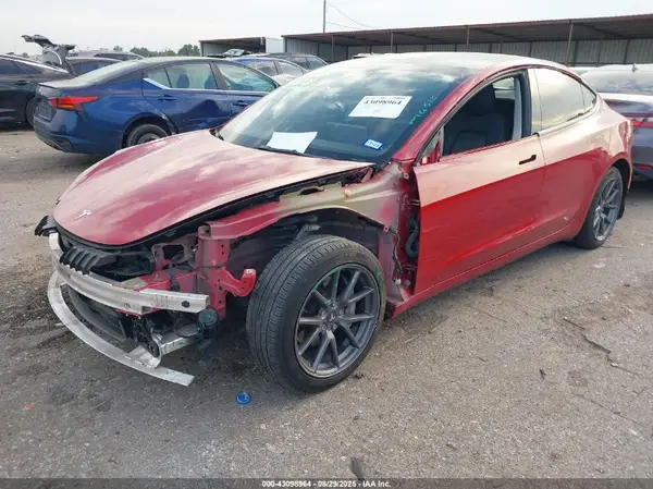 5YJ3E1EA6NF112770 2022 TESLA MODEL 3 - Image 2