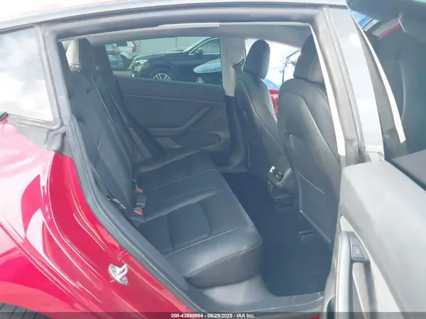 5YJ3E1EA6NF112770 2022 TESLA MODEL 3 - Image 8