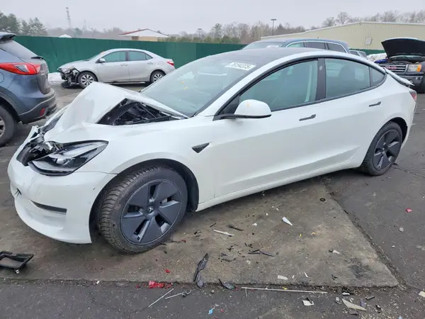 5YJ3E1EA6NF120464 2022 TESLA MODEL 3 - Image 1