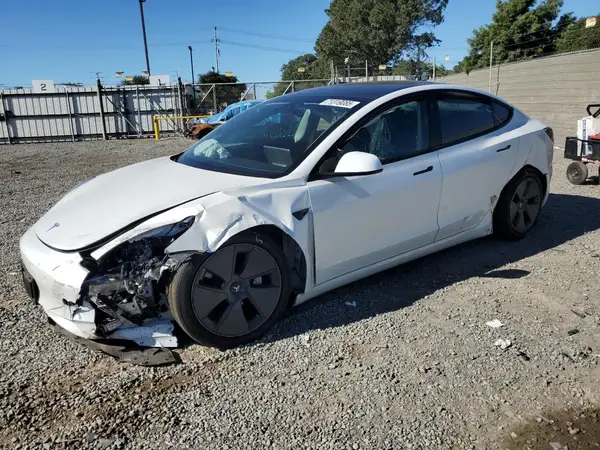 5YJ3E1EA6NF128189 2022 TESLA MODEL 3 - Image 1