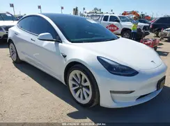 5YJ3E1EA6NF130895 2022 TESLA MODEL 3
