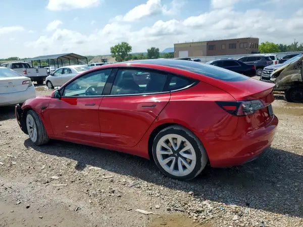5YJ3E1EA6NF143890 2022 TESLA MODEL 3 - Image 2