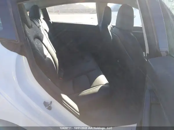 5YJ3E1EA6NF152959 2022 TESLA MODEL 3 - Image 8