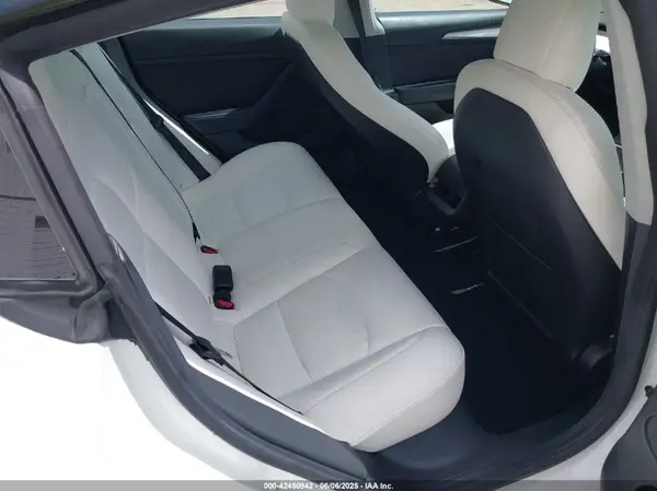 5YJ3E1EA6NF153853 2022 TESLA MODEL 3 - Image 8