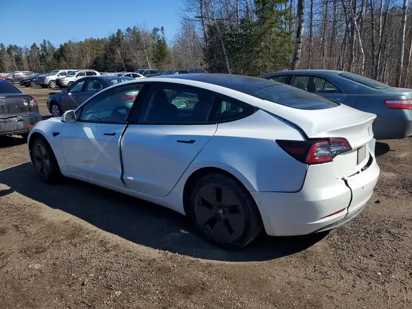 5YJ3E1EA6NF168756 2022 TESLA MODEL 3 - Image 2