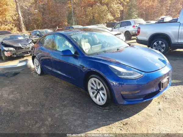 5YJ3E1EA6NF190255 2022 TESLA MODEL 3 - Image 1