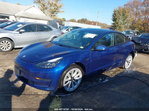 5YJ3E1EA6NF190255 2022 TESLA MODEL 3 - Image 2