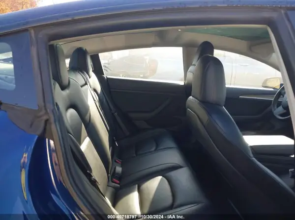 5YJ3E1EA6NF190255 2022 TESLA MODEL 3 - Image 8
