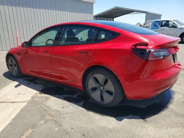 5YJ3E1EA6NF190675 2022 TESLA MODEL 3 - Image 2
