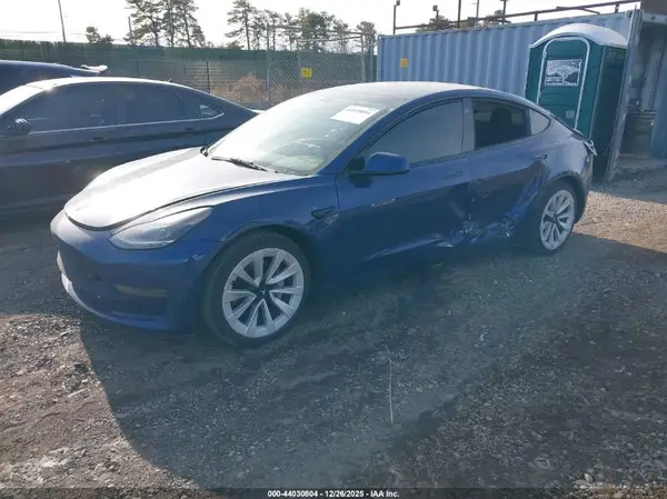 5YJ3E1EA6NF191471 2022 TESLA MODEL 3 - Image 2