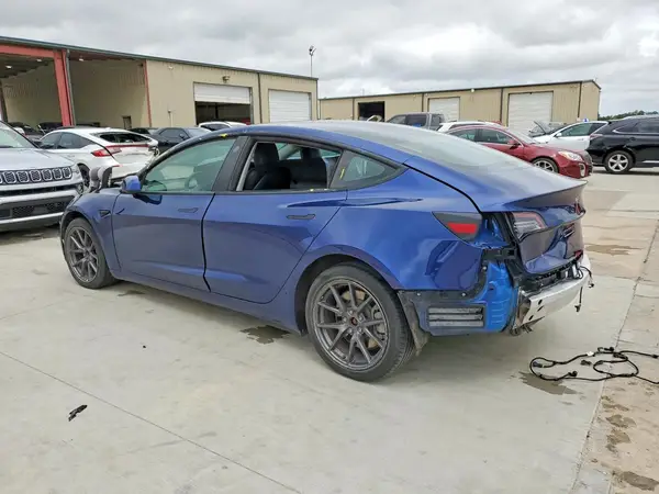 5YJ3E1EA6NF191809 2022 TESLA MODEL 3 - Image 2