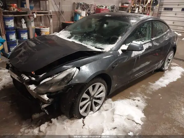 5YJ3E1EA6NF192068 2022 TESLA MODEL 3 - Image 2