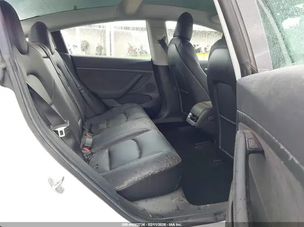 5YJ3E1EA6NF192930 2022 TESLA MODEL 3 - Image 8