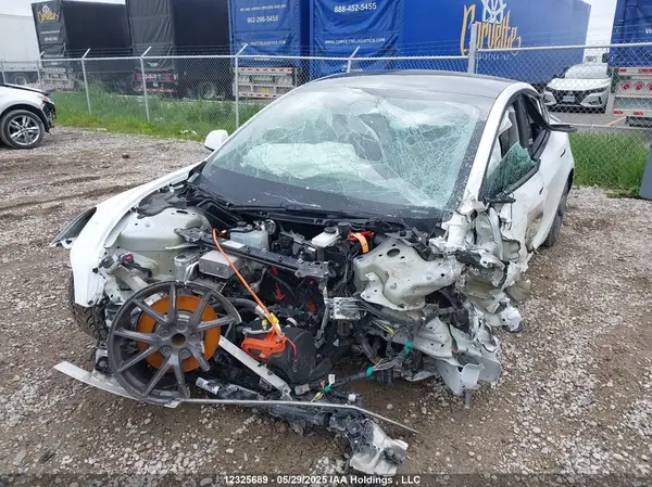 5YJ3E1EA6NF202291 2022 TESLA MODEL 3 - Image 2
