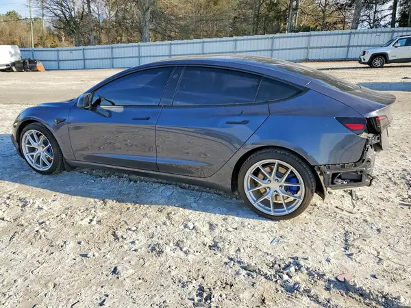 5YJ3E1EA6NF230687 2022 TESLA MODEL 3 - Image 2