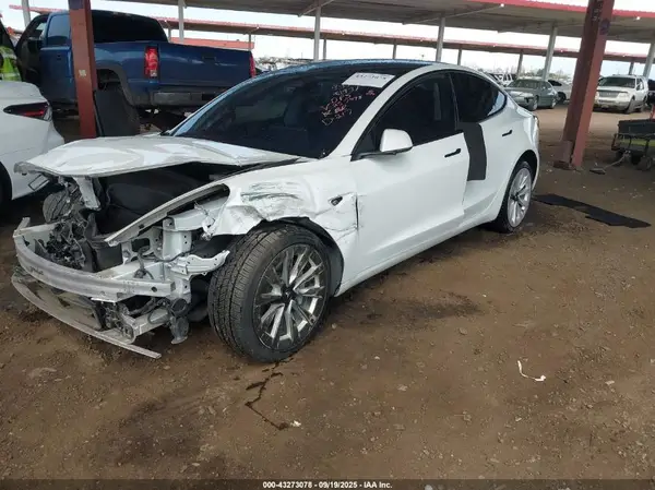 5YJ3E1EA6NF257498 2022 TESLA MODEL 3 - Image 2