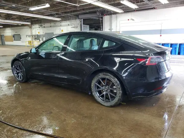 5YJ3E1EA6NF286189 2022 TESLA MODEL 3 - Image 2